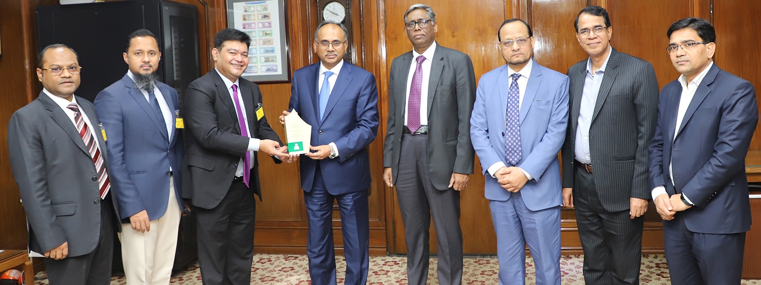 DCCI President called on Bangladesh Bank Governor